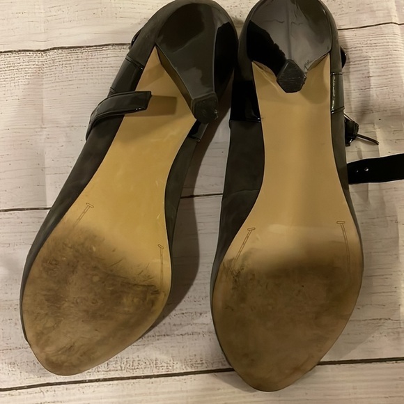EUC Franco Sarto vintage gray suede and black patent heels​​​​ - Picture 3 of 6